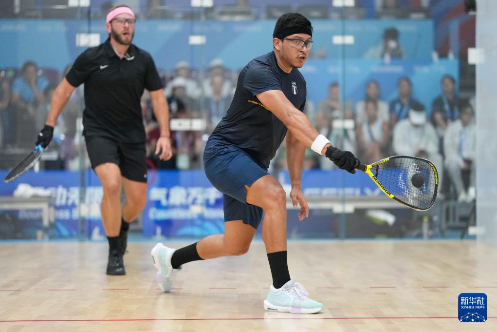 新华社记者, msn