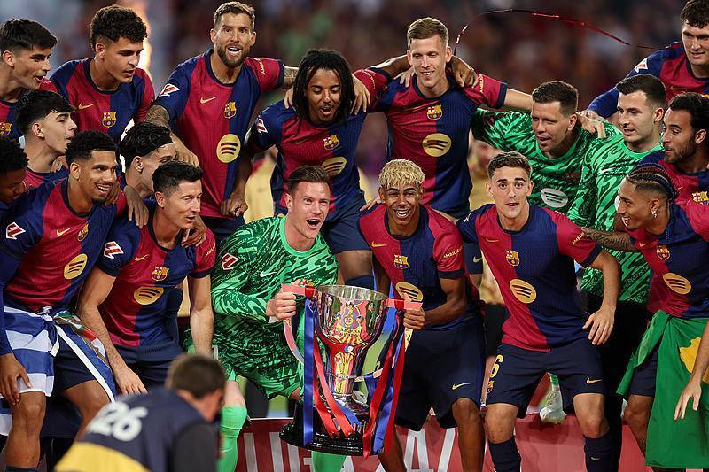 斯坦托诺增, 巨大, 但皇家马德