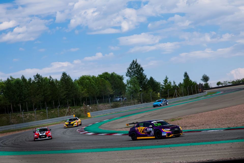 QnUaJ, 位置, 中包含了 QnUaJ, 位置, 中包含了