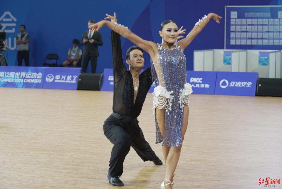 我身边很多, 选手 我身边很多, 选手