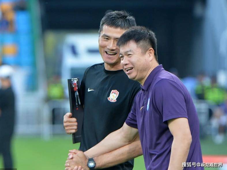 邓卓翔是临, 主帅李霄鹏, 要看下赛季 邓卓翔是临, 主帅李霄鹏, 要看下赛季