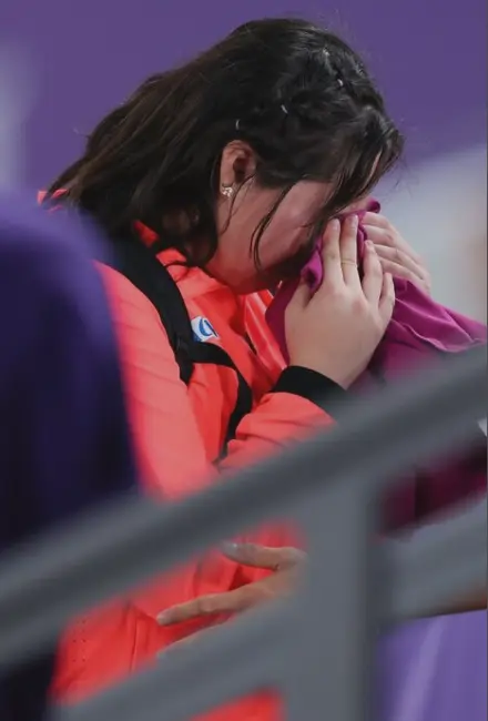 很有可能是, 女王惨败令