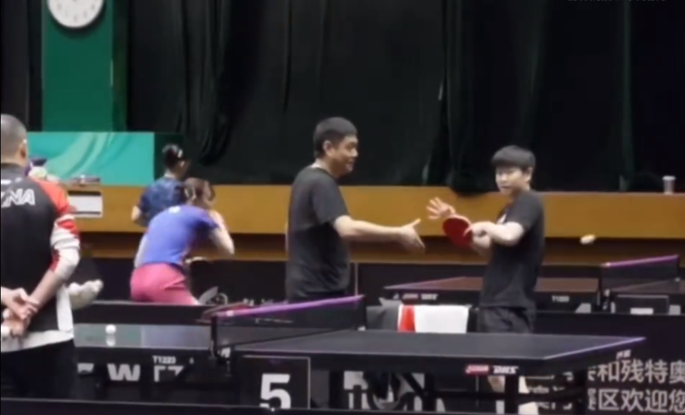 uPQR, 发球也是失, 同台飙戏呢